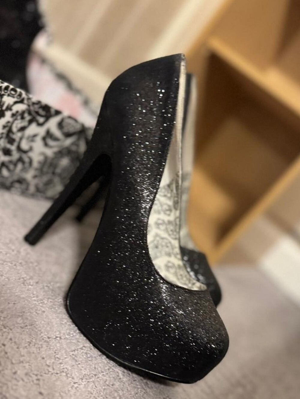 Bordello Teeze Glitter Platform Heels Size 9 With Detachable Strap